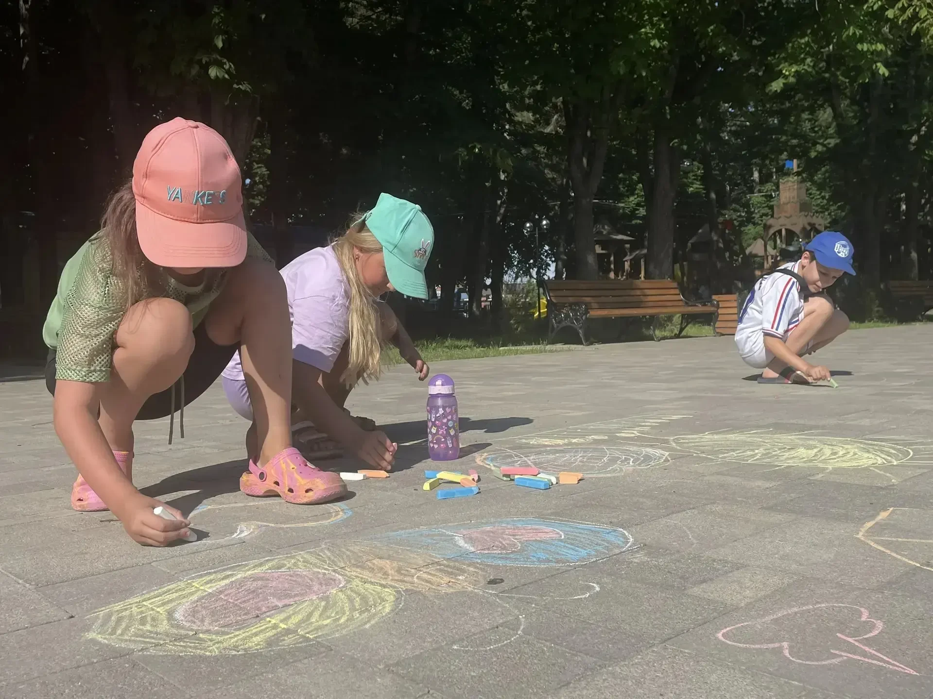🌞 Лето - детям!

Сегодня в парке КиО имени 30-летия Победы работники детского сетора РДК провели ра