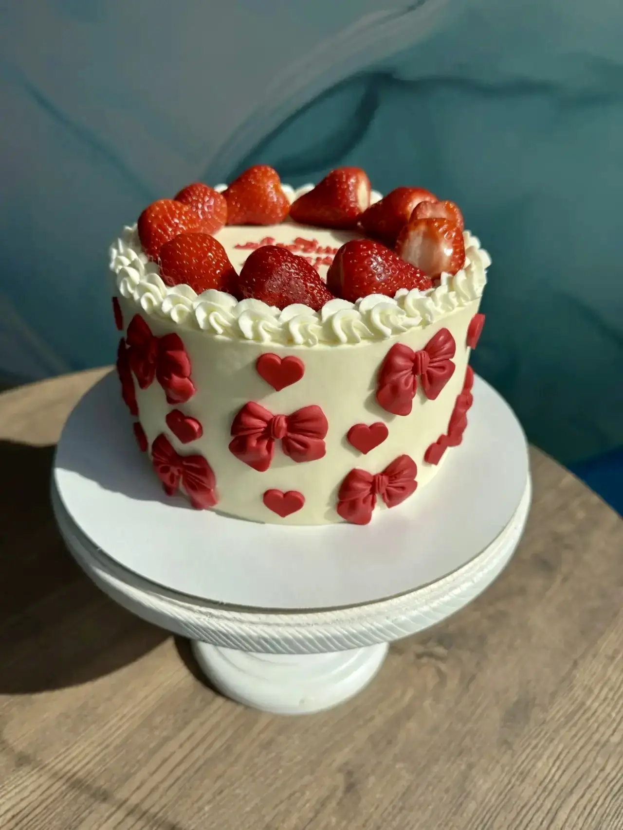 Всех с пятницей! 🥳 Немного последних работ 💪🍰