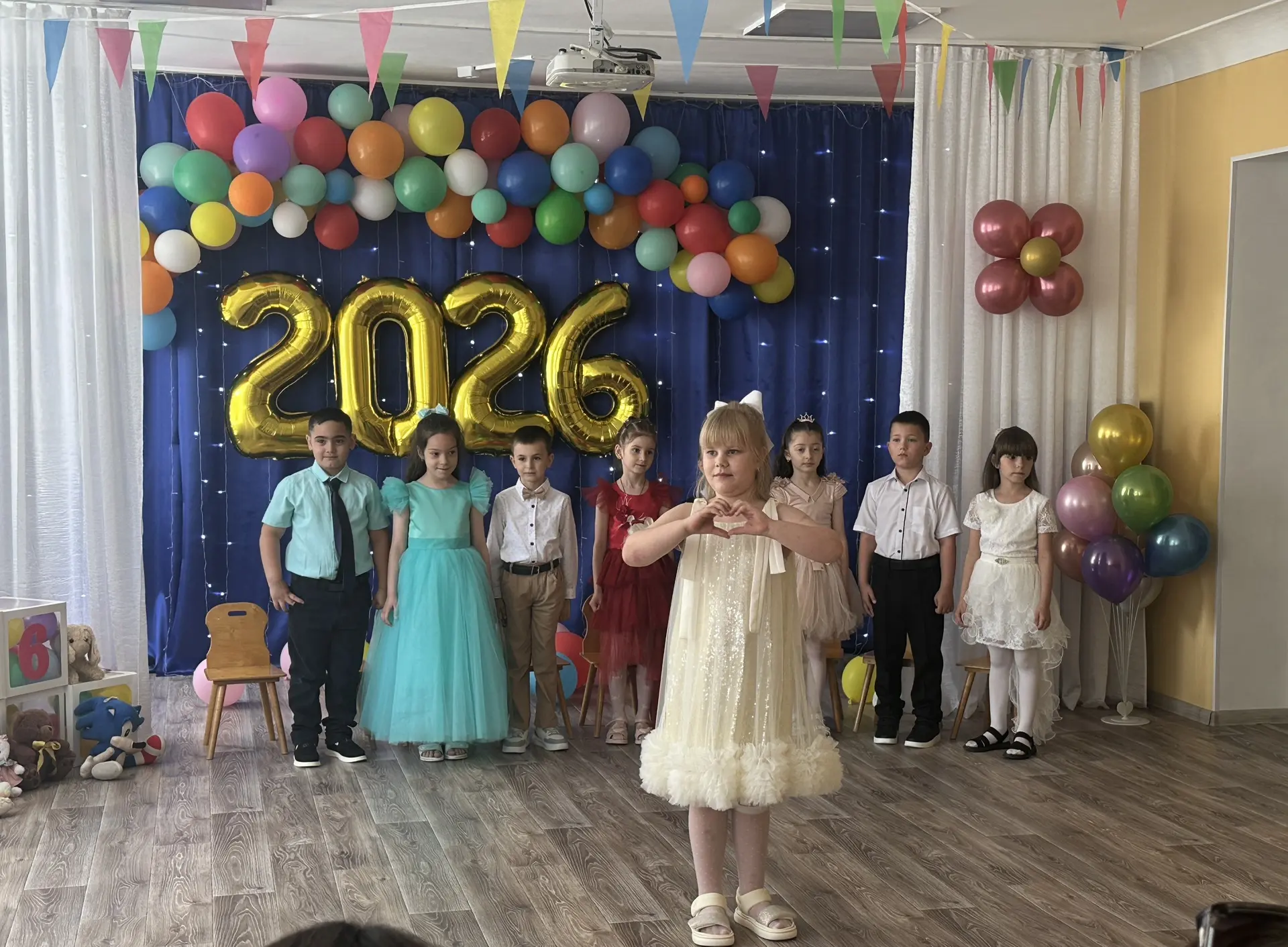 ✨ 27 мая в нашем детском саду прошёл яркий и запоминающийся праздник — выпускной в школ...