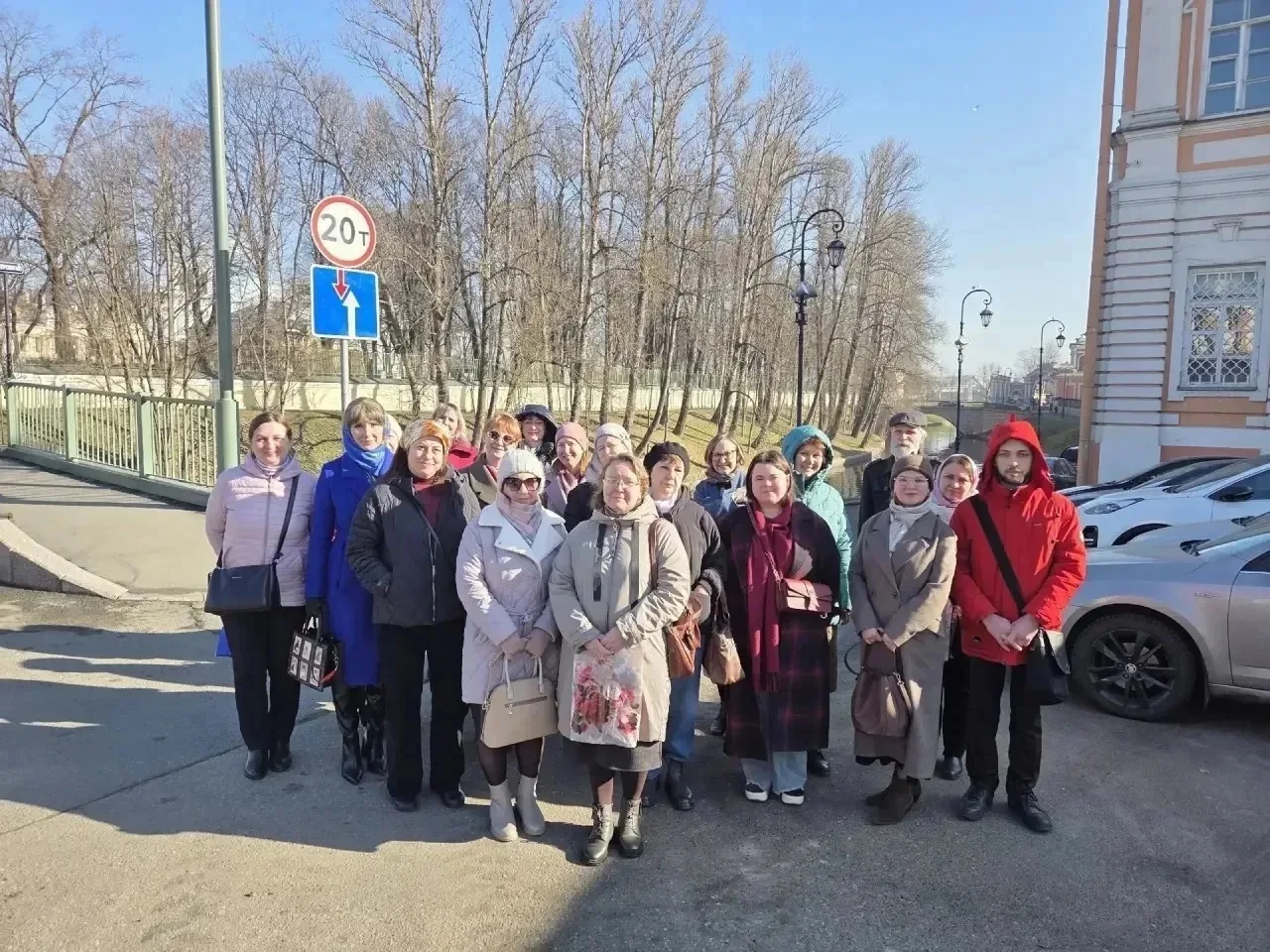 В дни школьных каникул педагоги школы 146 им Героя Советского Союза  Мусы Джалиля стара...