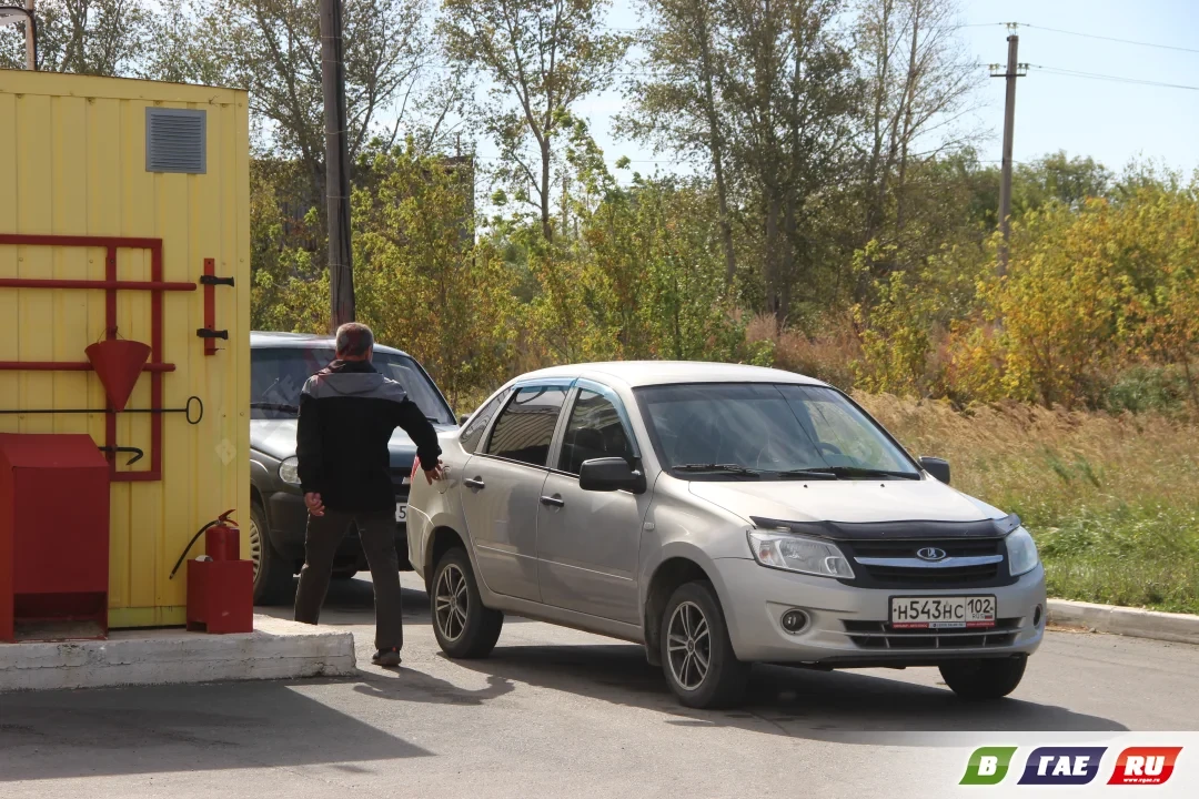 Залить бензин в канистру в Гае всё ещё нельзя ⛽️