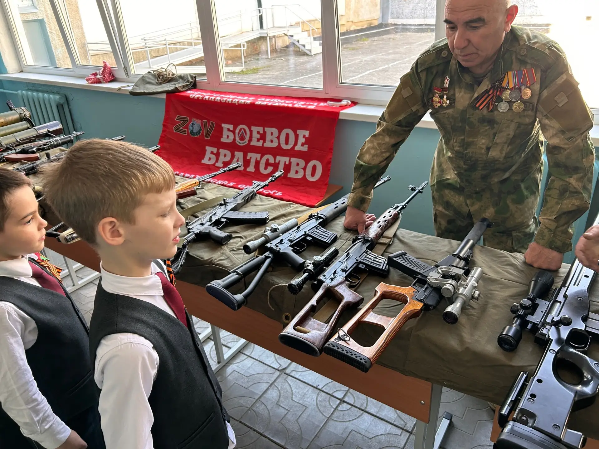 🎗️Торжественная линейка, посвящённая 81-й годовщине Победы над фашизмом в Великой Отечественной войн