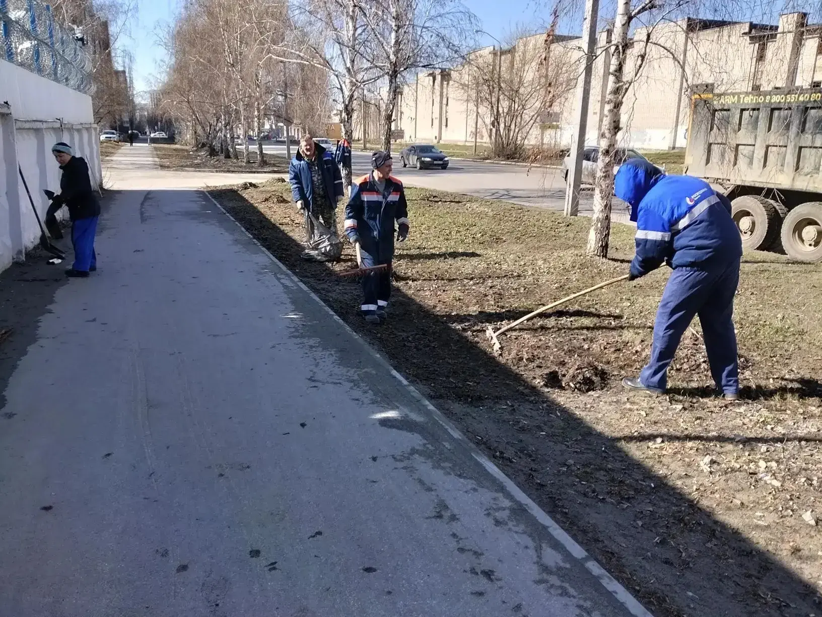 Сотрудники Росводоканал Барнаул присоединились к общегородскому субботнику  Сегодня на всех производ
