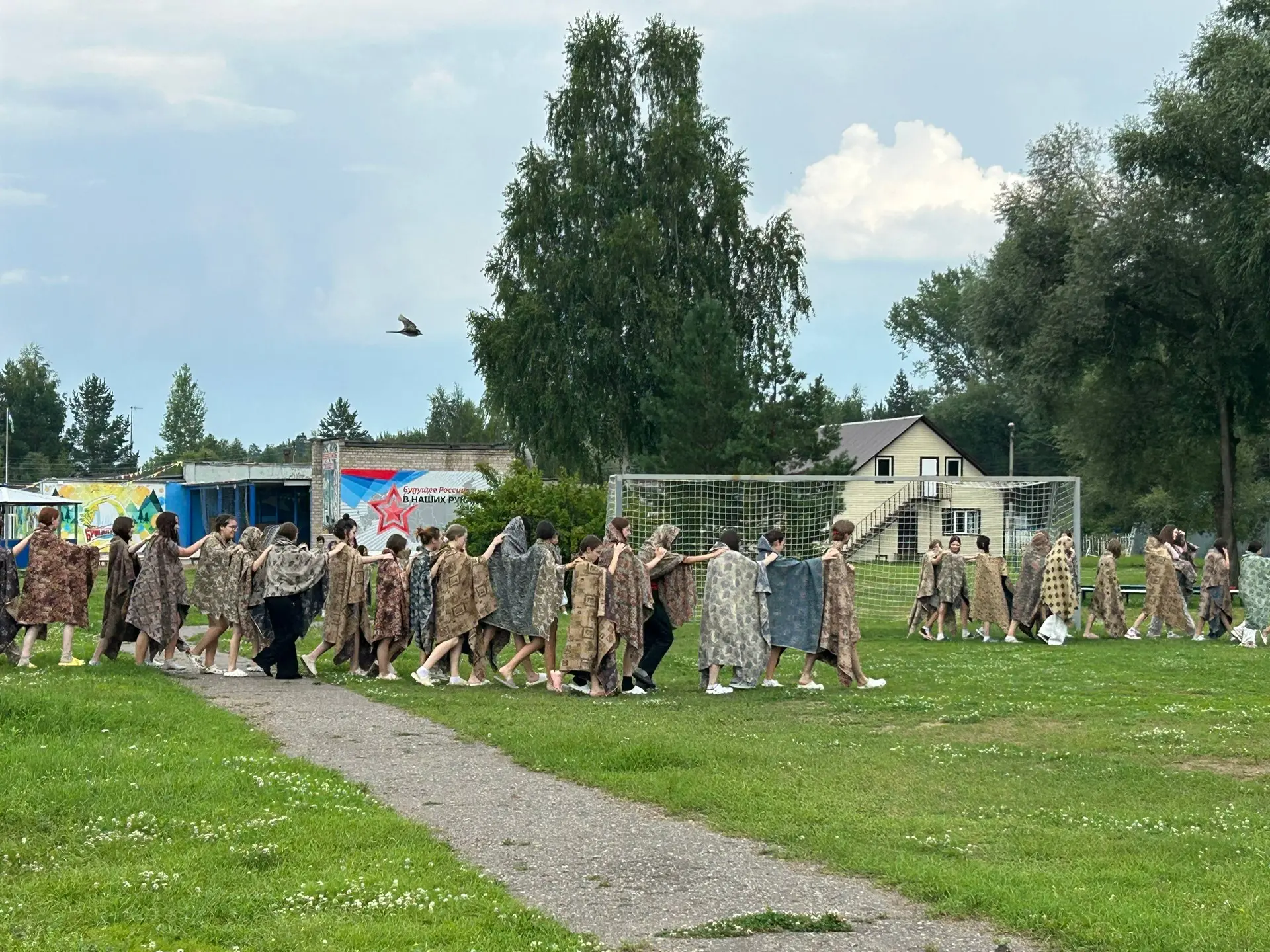 🚨 В лагере прошли учения по эвакуации детей из корпусов в случае чрезвычайной ситуации, а также по 