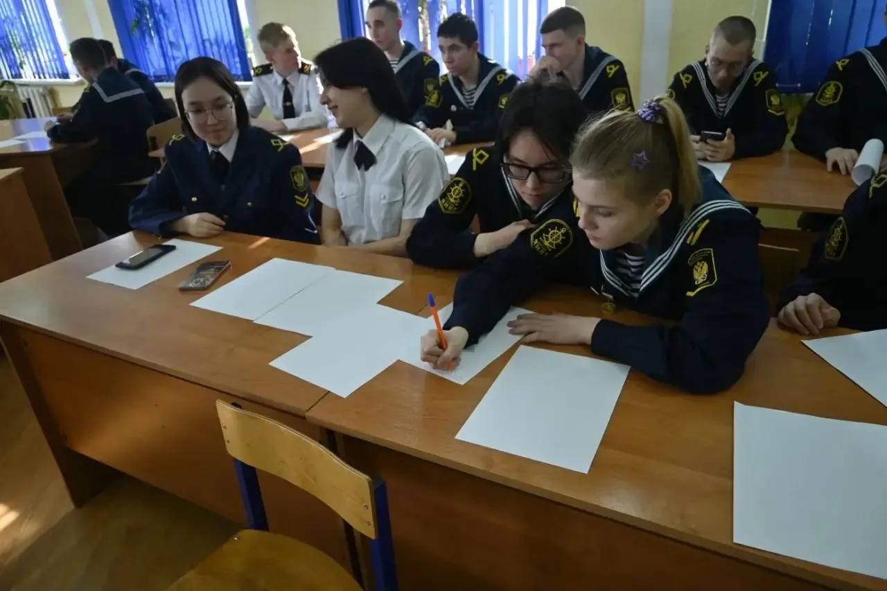 НАПРАВЛЕНИЕ - КОСМОС. НАСТРОЕНИЕ - СУПЕР!  Продолжением подписания соглашения между Управлением моло