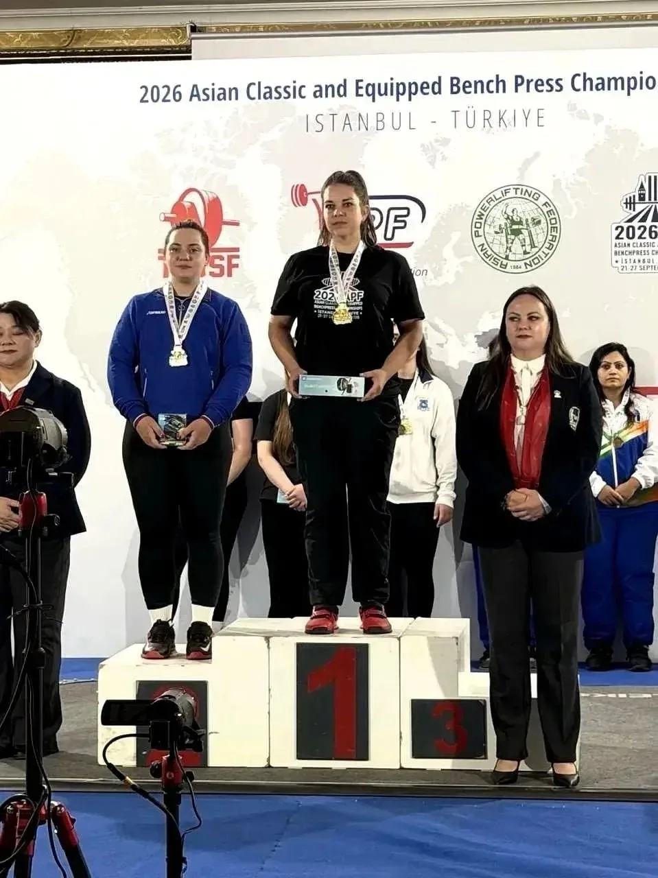 🥇Оренбурженки взяли три золота и серебро на чемпионате Азии по пауэрлифтингу