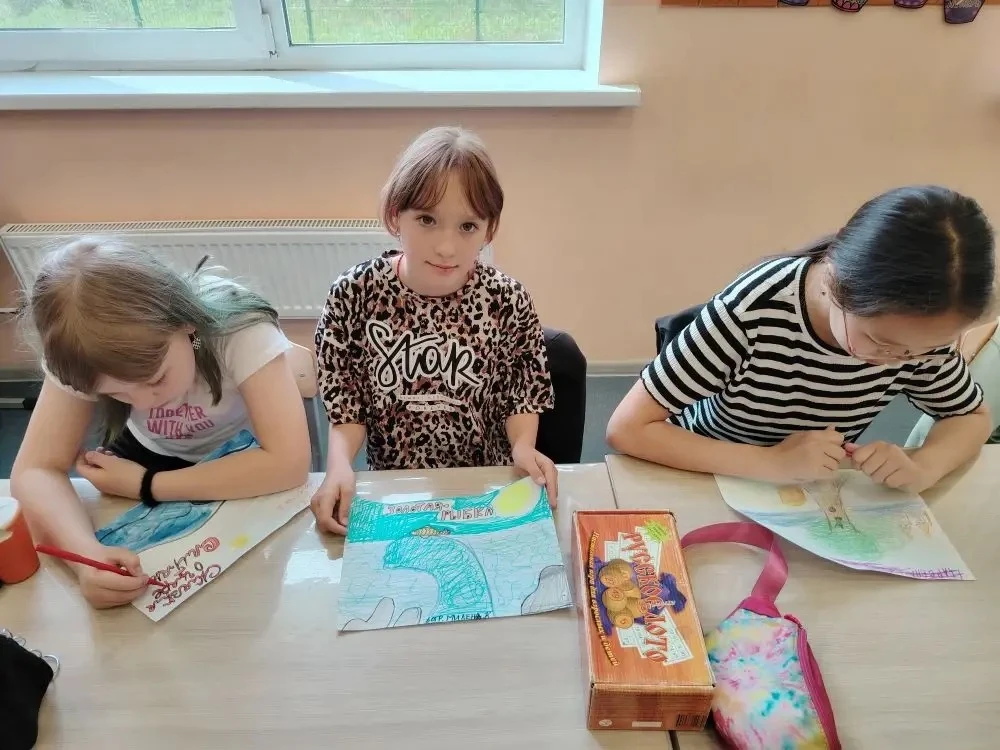 📚✨ Пятый день в лагере «Корабль приключений» был посвящён Дню русского языка и творчеству Александр