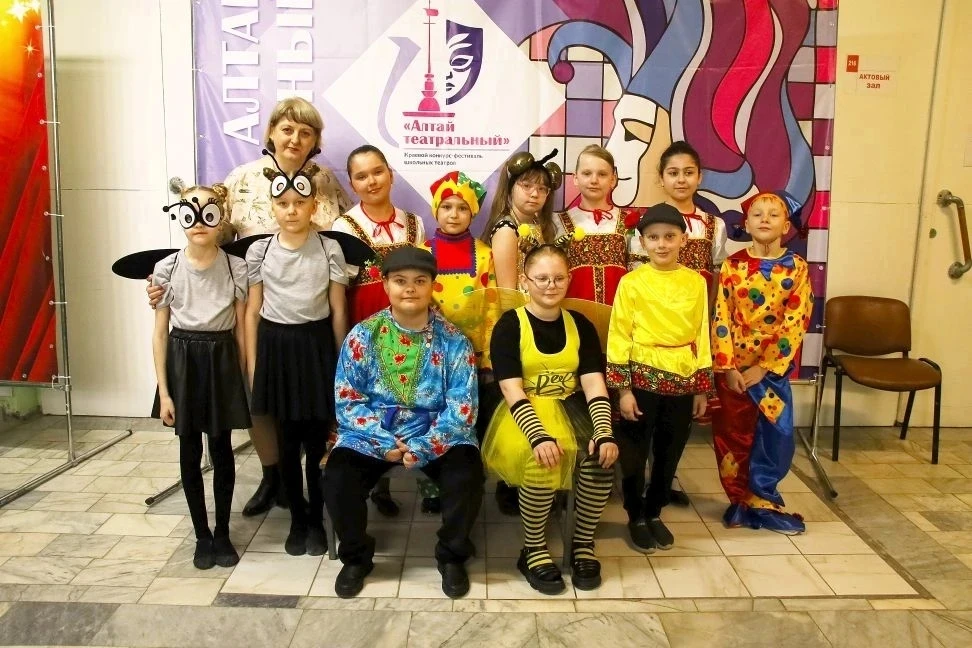 🎭 Золотой успех: победа коллектива из 3А на «Алтае театральном»
