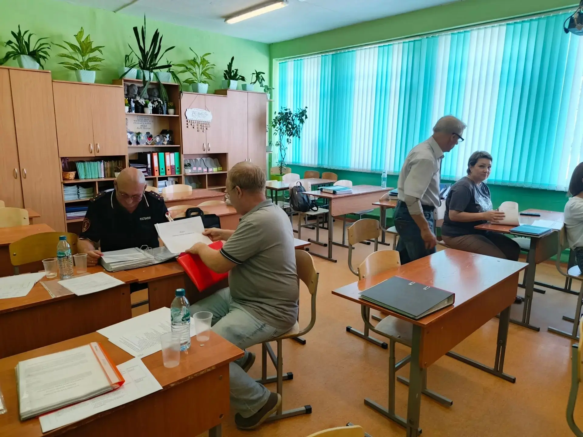 Лицей готов к новому учебному году!

С радостью сообщаем, что комиссия успешно завершила приёмку лиц