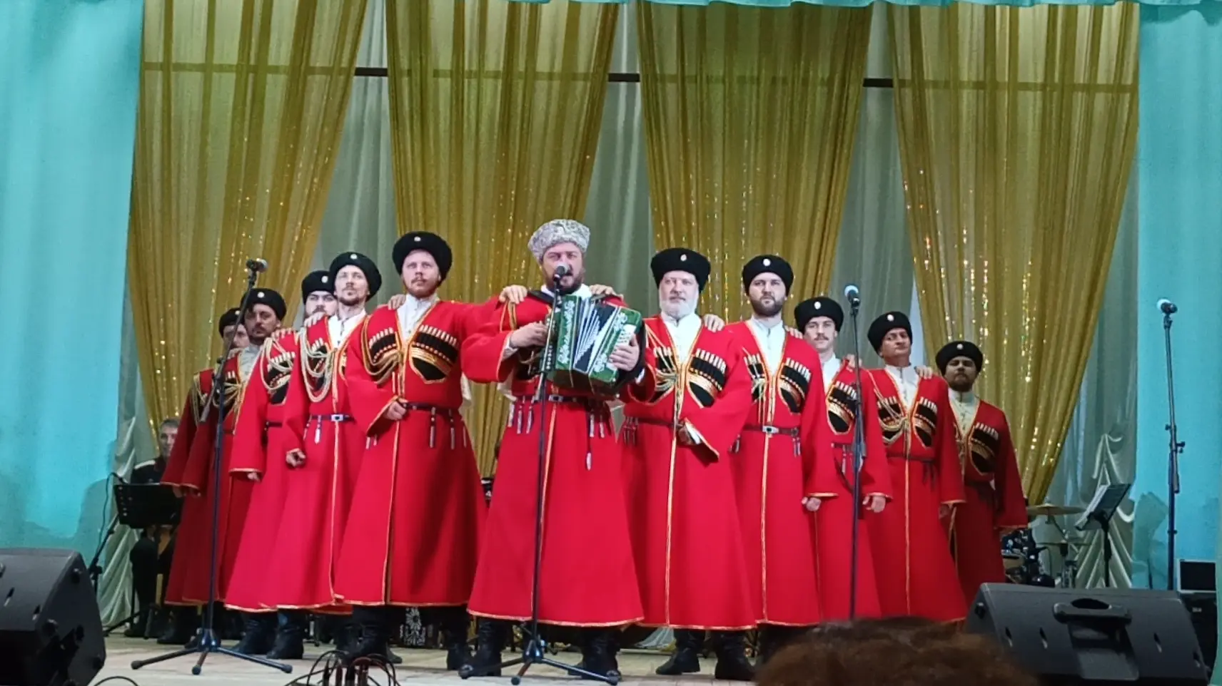 ⚡ Ансамбль «Криница» покорил Белую Глину!
