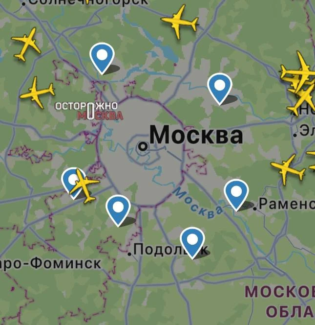 Росавиация сообщила о полном прекращении работы аэропортов Домодедово и Жуковский.
