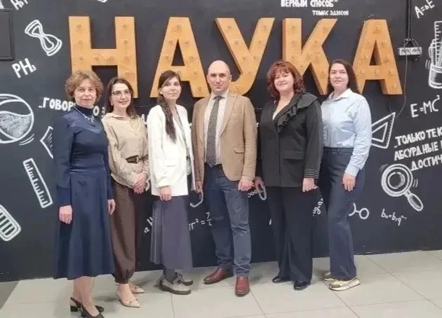 Профессор кафедры государственного управления и управления человеческими ресурсами Елен...