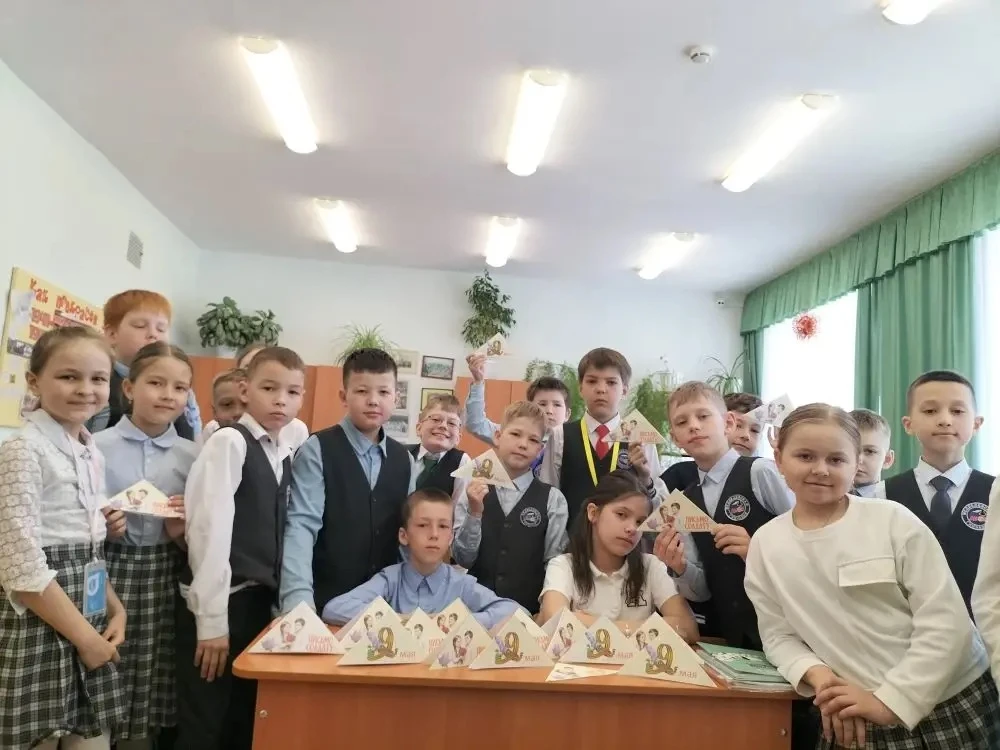 «Письма солдатам»  В преддверии Дня Победы учащиеся Медведевской гимназии приняли участие в акции "П