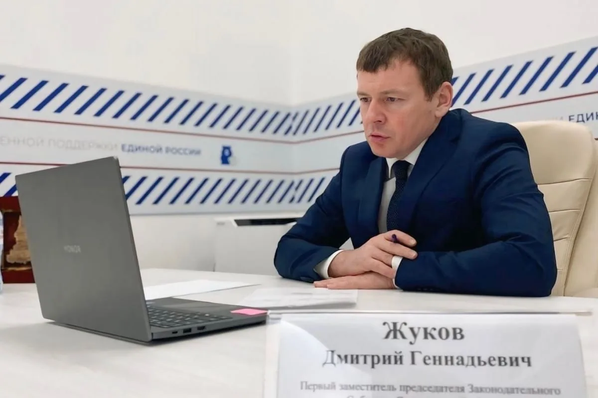 Новым спикером Заксобрания Свердловской области может стать серовчанин Дмитрий Жуков. О...