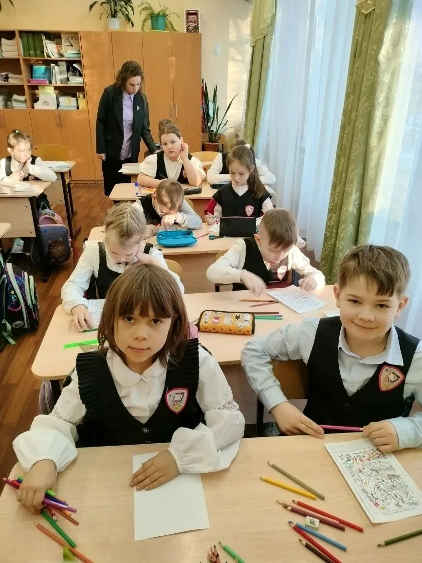 🌷 День школьного содружества глазами родителей.   "Благодарю за организацию мероприятия. Очень много