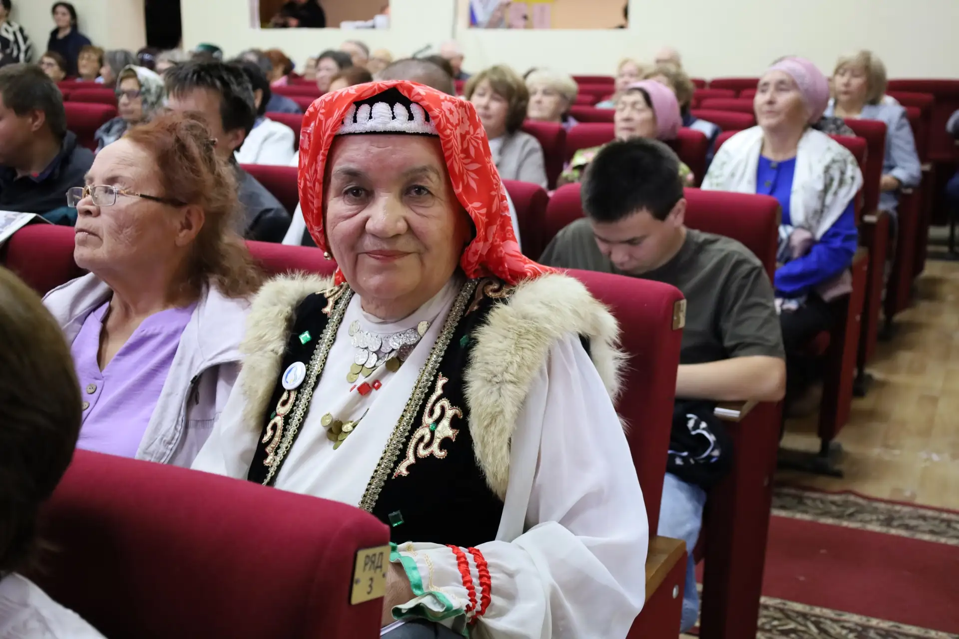 В Кунашакском округе наградили ветеранов в День пожилого человека