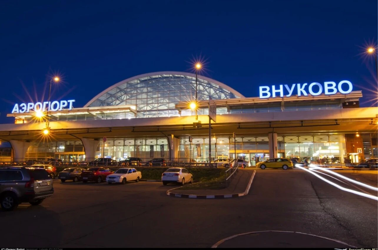 ✈️ Около 120 рейсов задержаны или отменены в трех московских аэропортах.