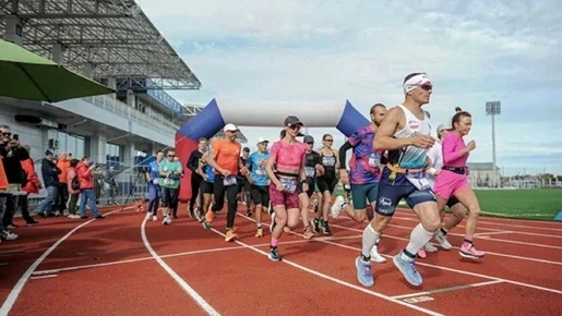 🏃‍♀ Сотрудница брянского УФСИН установила рекорд на марафоне в Вологде