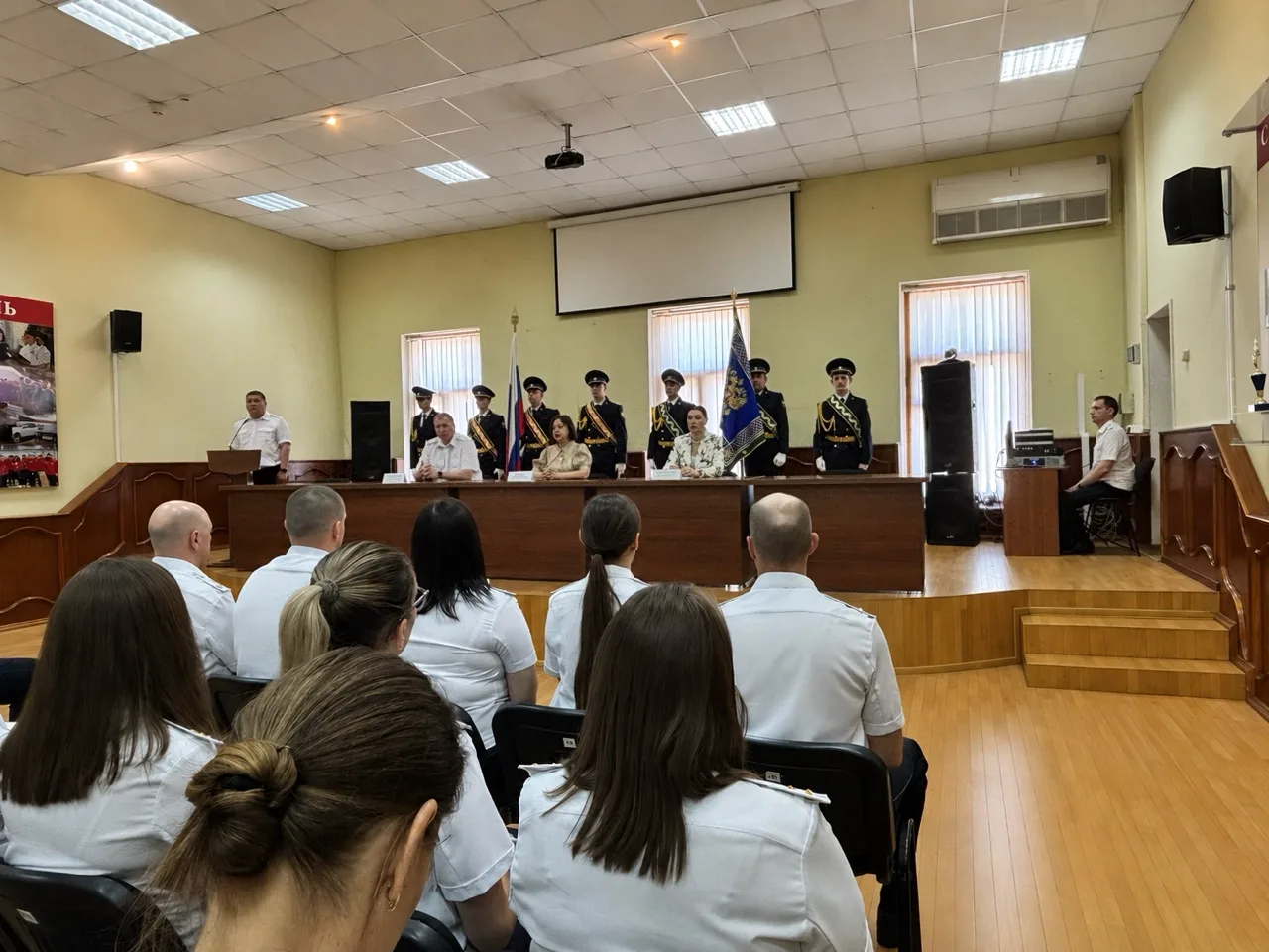 В Главном управлении Федеральной службы судебных приставов по Саратовской области состоялось совещан