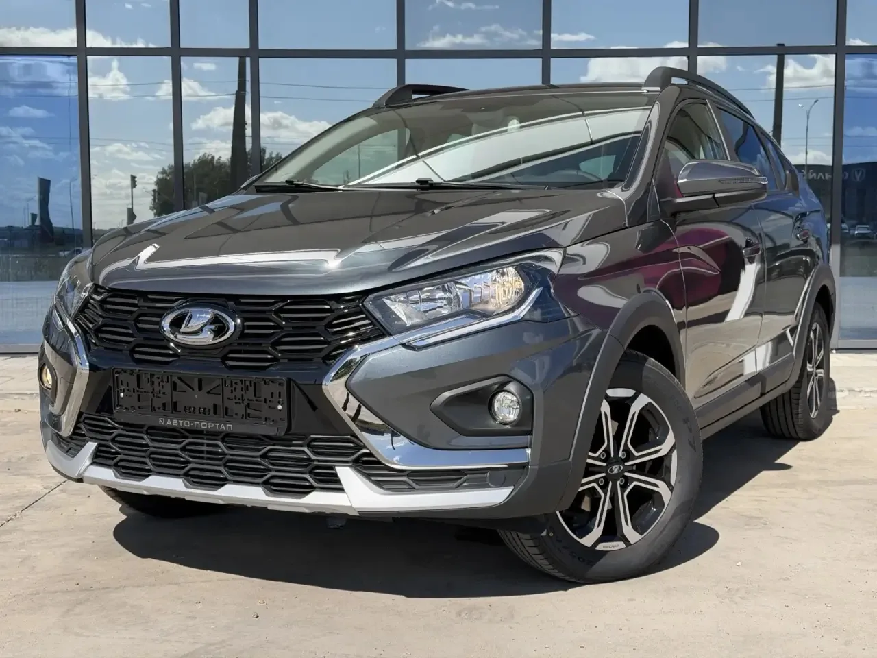 LADA Iskra Cross 1.6 MT (106 л.с.), 2026 г.в.