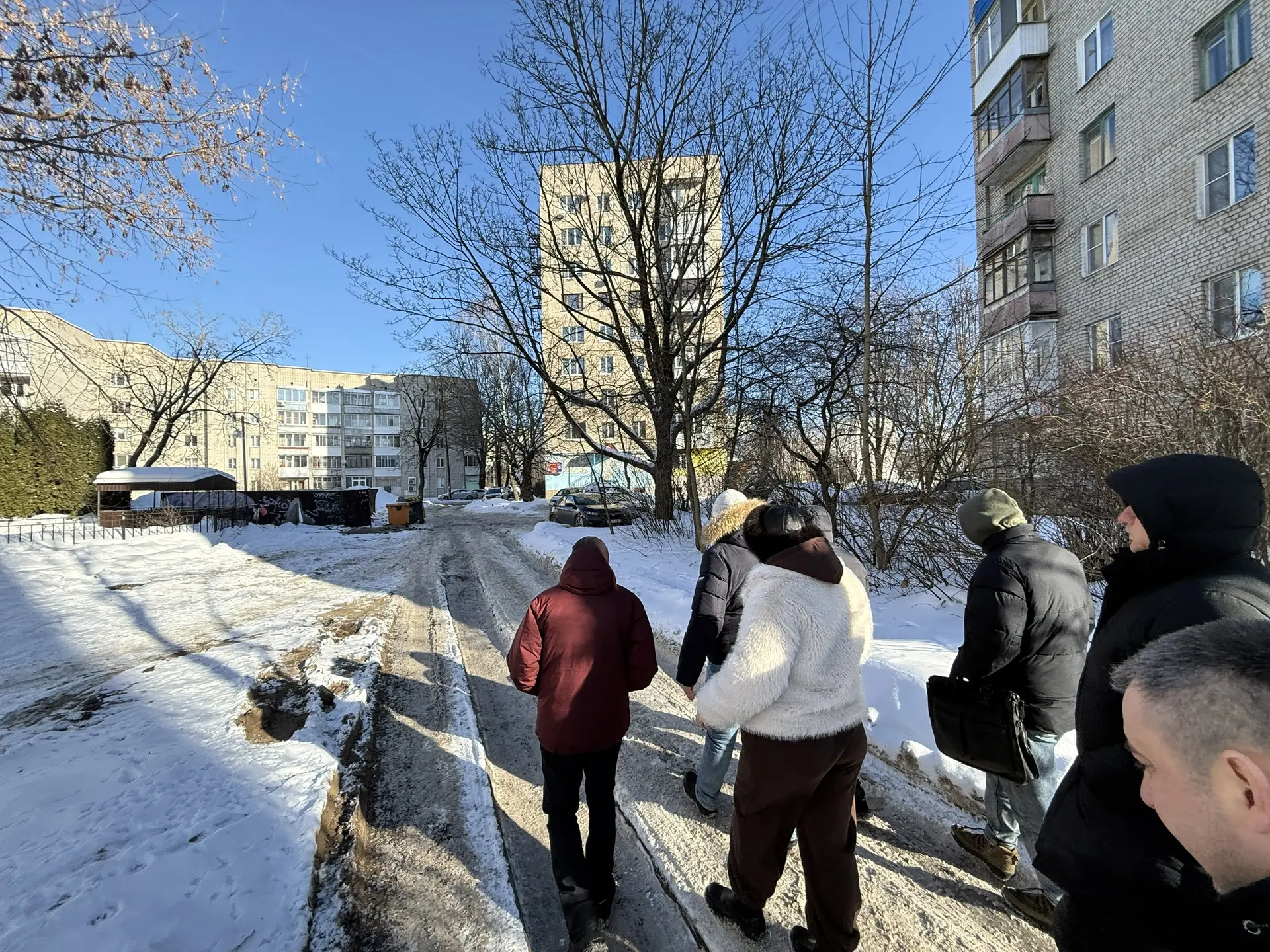 Встретились с жителями улиц Гарабурды и Кловской. На Кловской взаимодействие с управляющей компанией