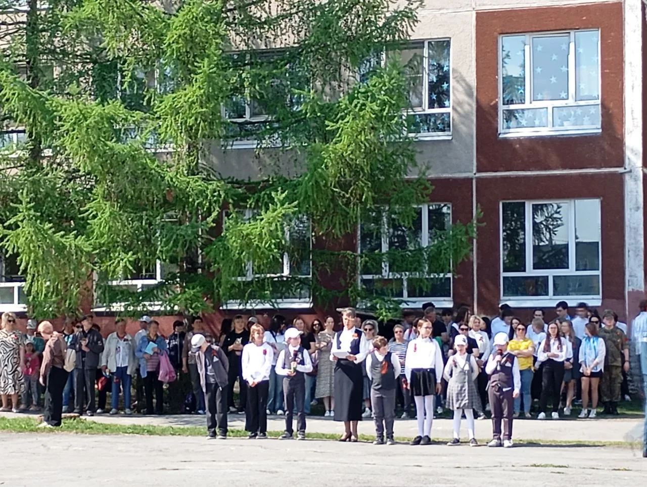 🎖️ Парад Победы в лицее: мы помним, мы гордимся!  7 мая в нашем лицее состоялся настоящий военный па