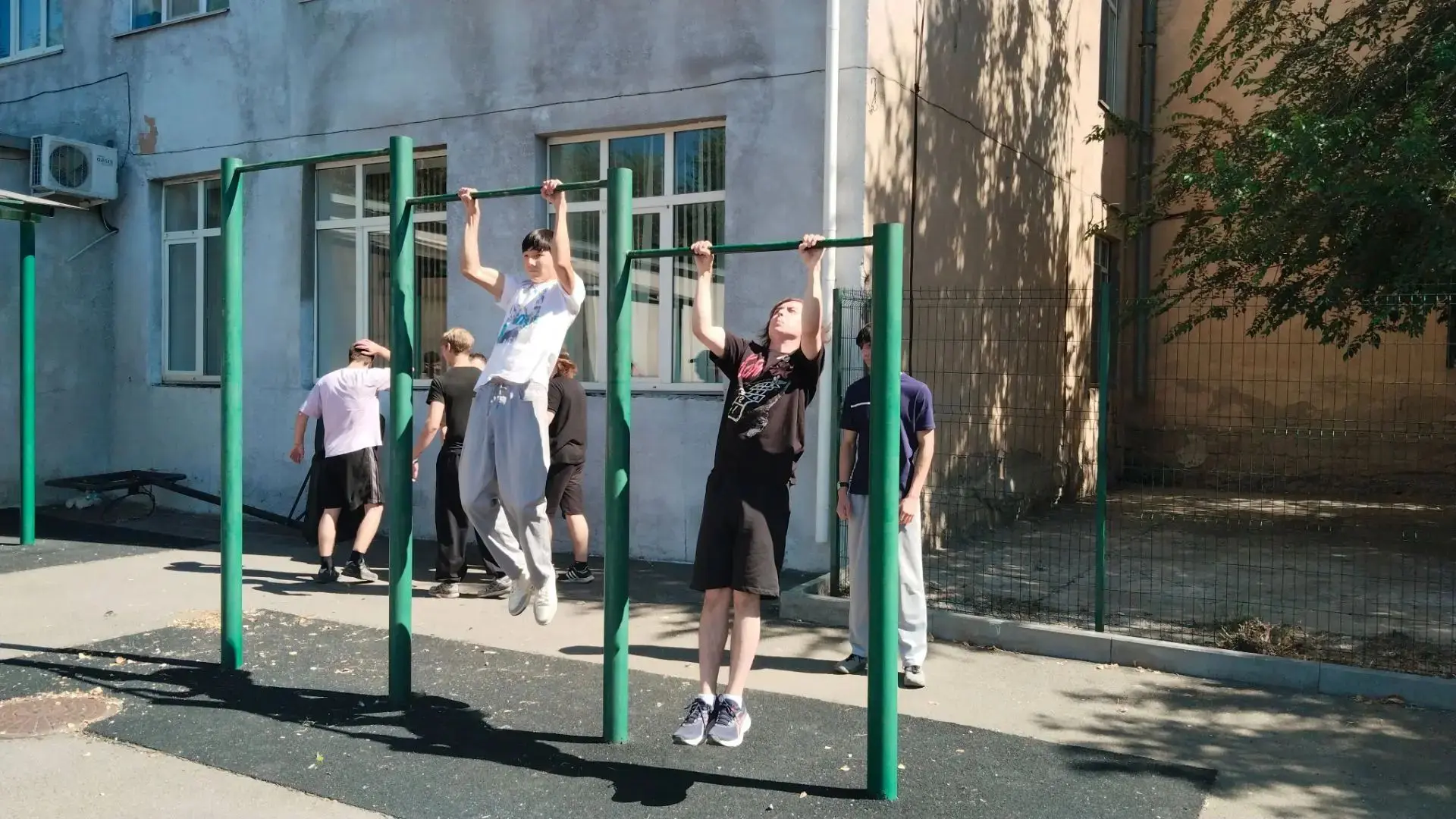 В Волжском МЭИ прошло спортивное мероприятие 🏐🏓