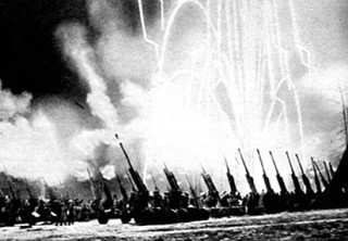 ⚡️ДЕНЬ В ИСТОРИИ⚡️

🎇🎇🎇🎇🎇🎇🎇🎇🎇🎇

Победный салют

🧡5 августа 1943 года в Москве был произве