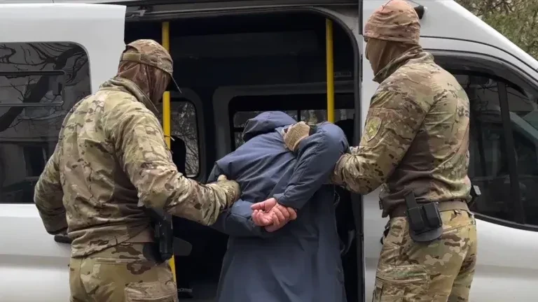 ФСБ России задержан гражданин РФ, планировавший совершить террористические акты на территории Респуб