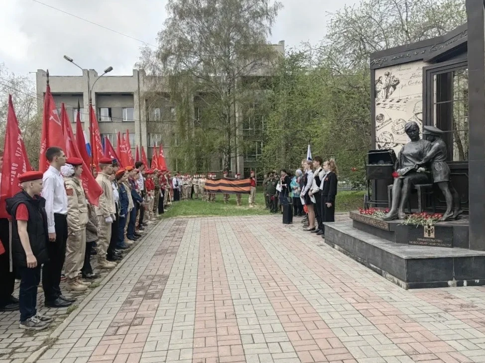 Помним, гордимся, чтим! 🕊️  Сегодня, в преддверии Дня Великой Победы, Кировский район стал центром т