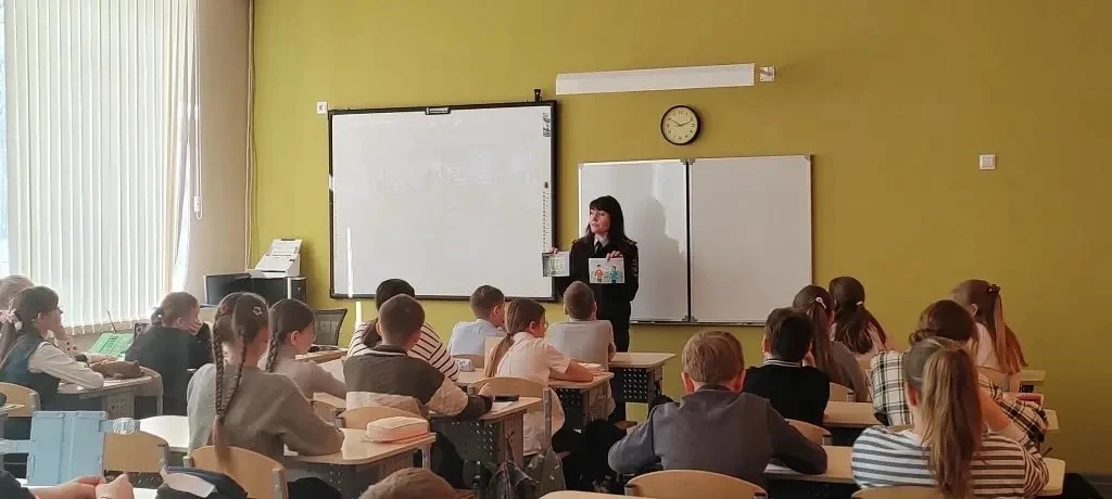 🚦 Безопасность прежде всего: важная встреча в 5-х классах