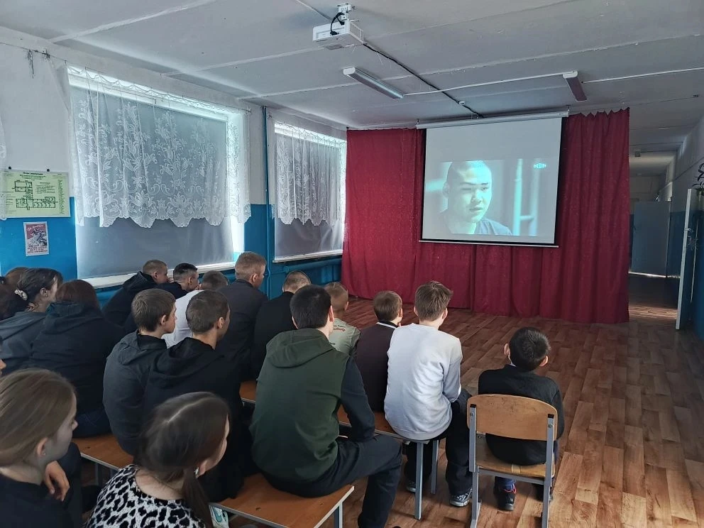 Учащиеся посмотрели документальный фильм «Предательство»— картину, которая заставляет з...