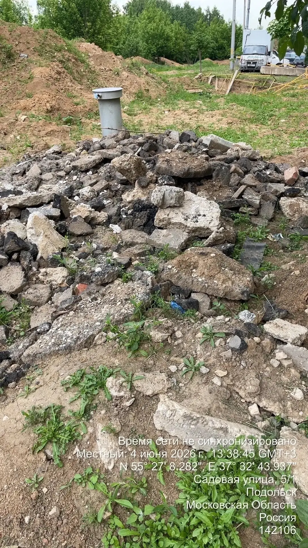 Садовая,5/1. В прошлом году при производстве работ разворотили всю территорию. Восстана...