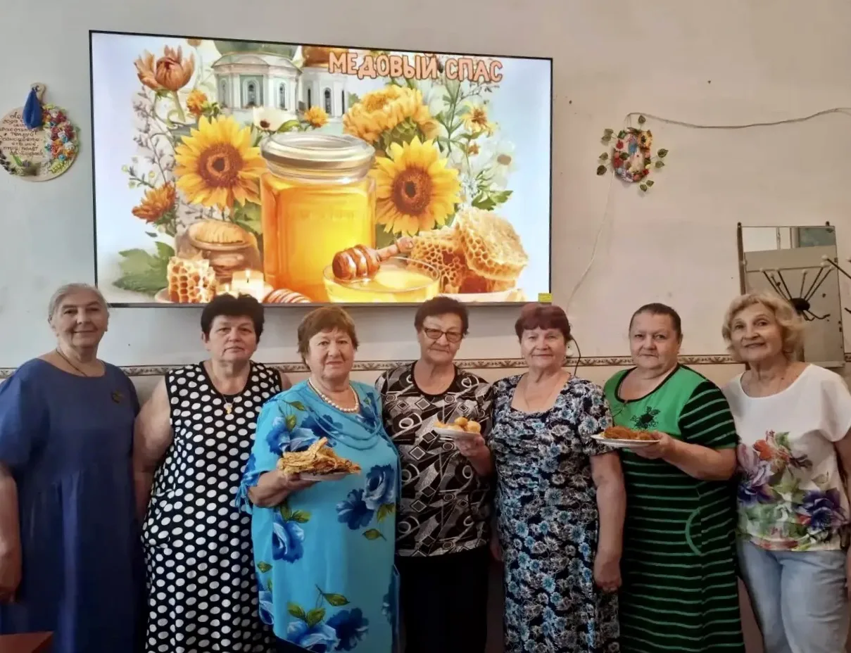 ✨ «Медовые истории» — встреча за самоваром для клуба «Киевлянка» 🍯