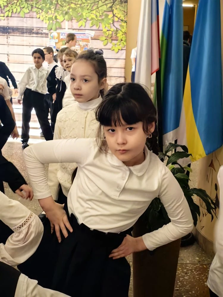 ЗАРЯДКА С ГЕРОЕМ ⭐ Заряка в день Здоровья стала уже доброй и полезной традицией для Гимназии 2🤗 ✌️ В