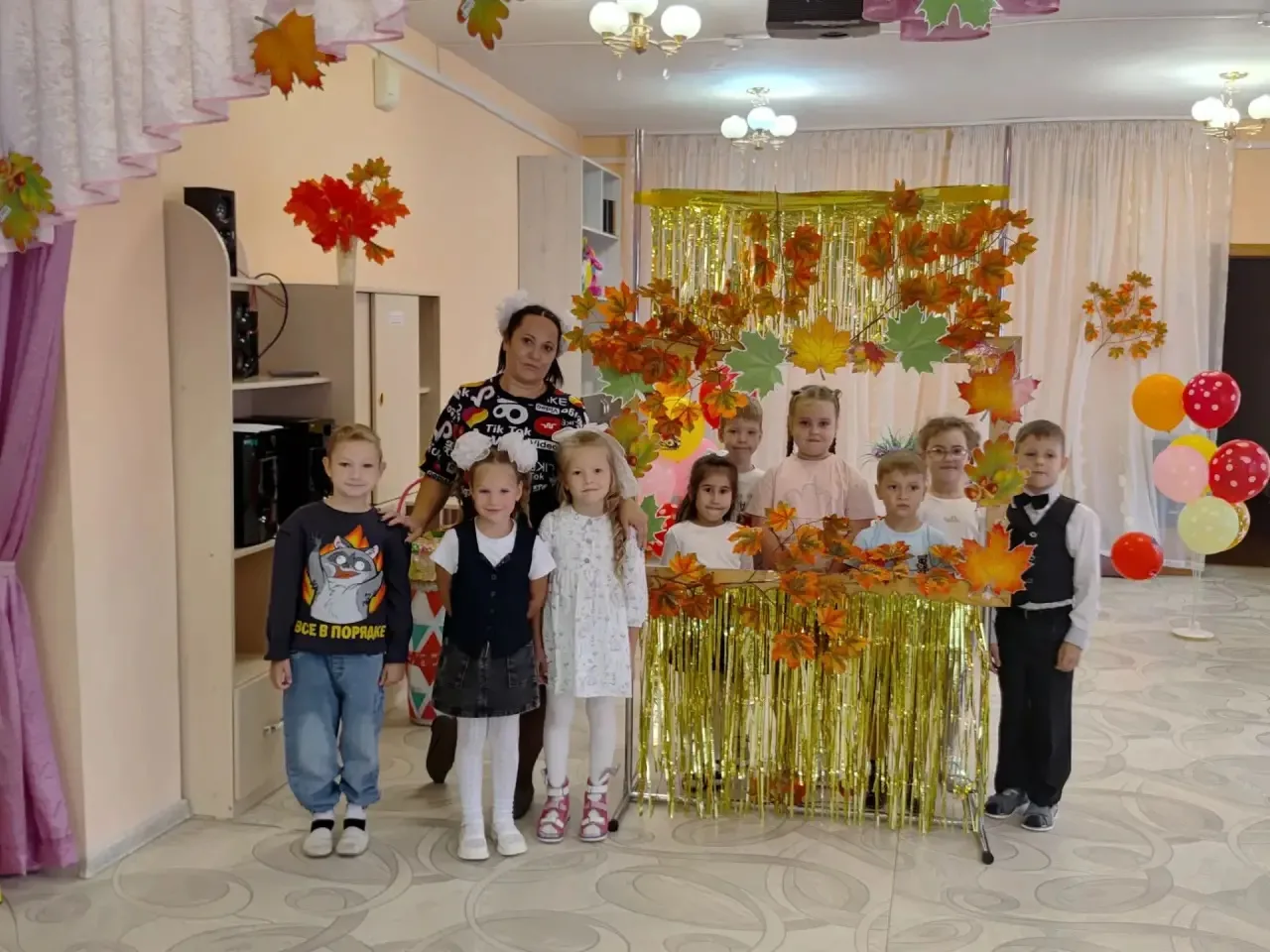 🎉С Днём знаний, наши дорогие воспитанники, уважаемые родители и замечательный коллектив!