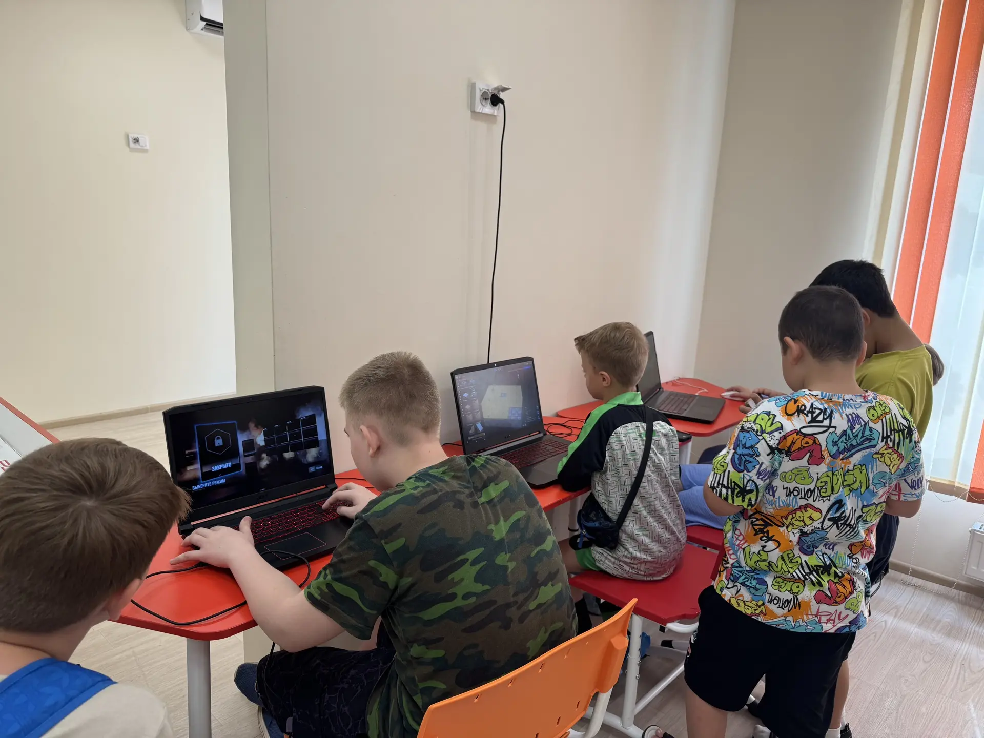 Роботосфера: программируем свою игру в Kodu Game Lab

В объединении #Роботосфера ребята осваивают ви
