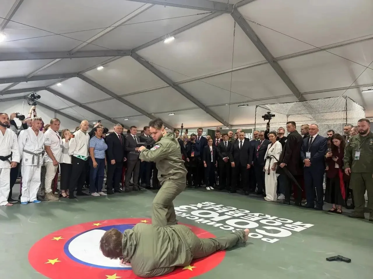 Видео
