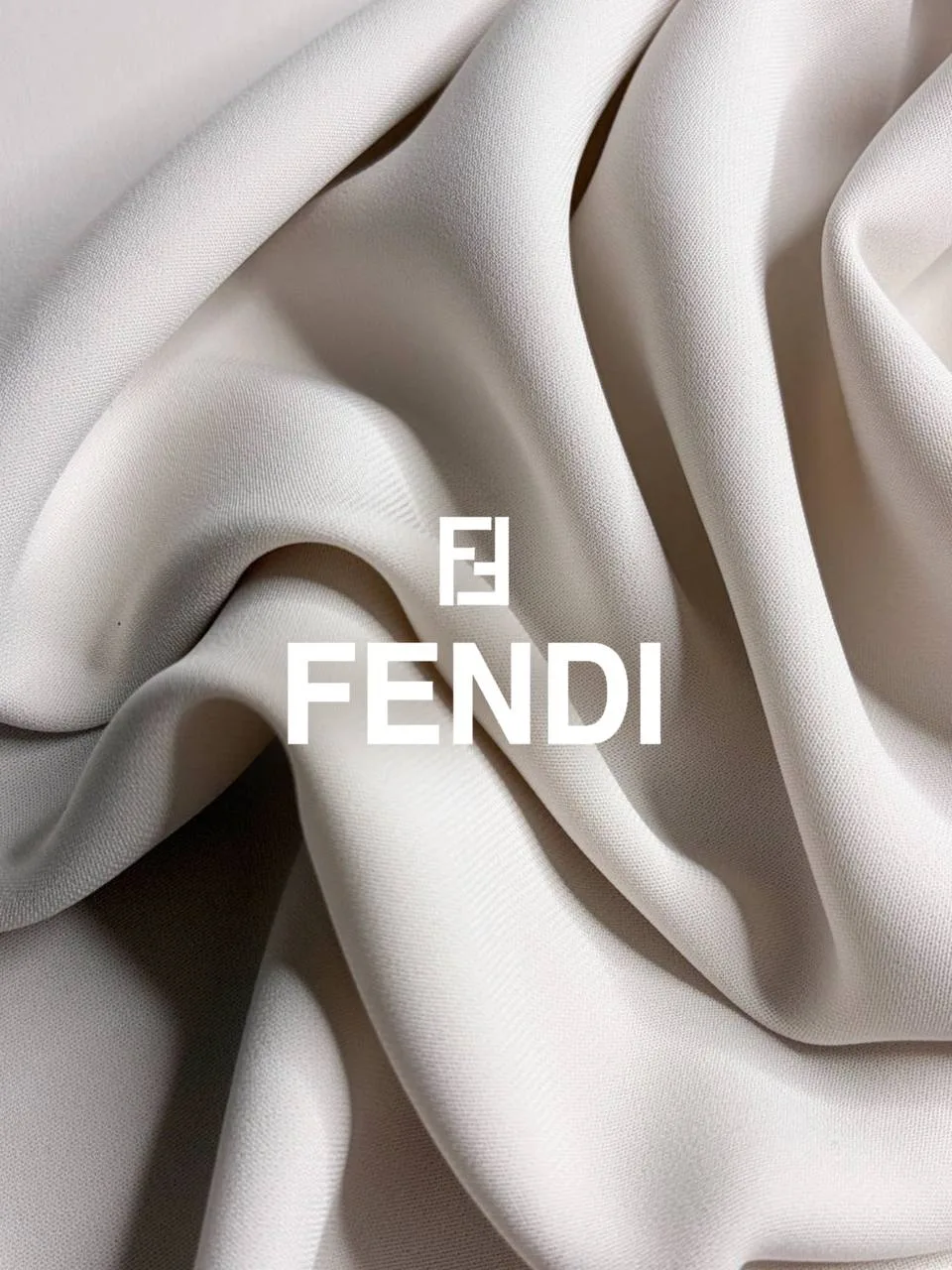 КАДИ 
stock FENDI
цвет Маршмэллоу 
ИТАЛИЯ 🇮🇹

96% вискоза
4% эл
135 см ширина
✅  2300 руб
 
▫️Ткан