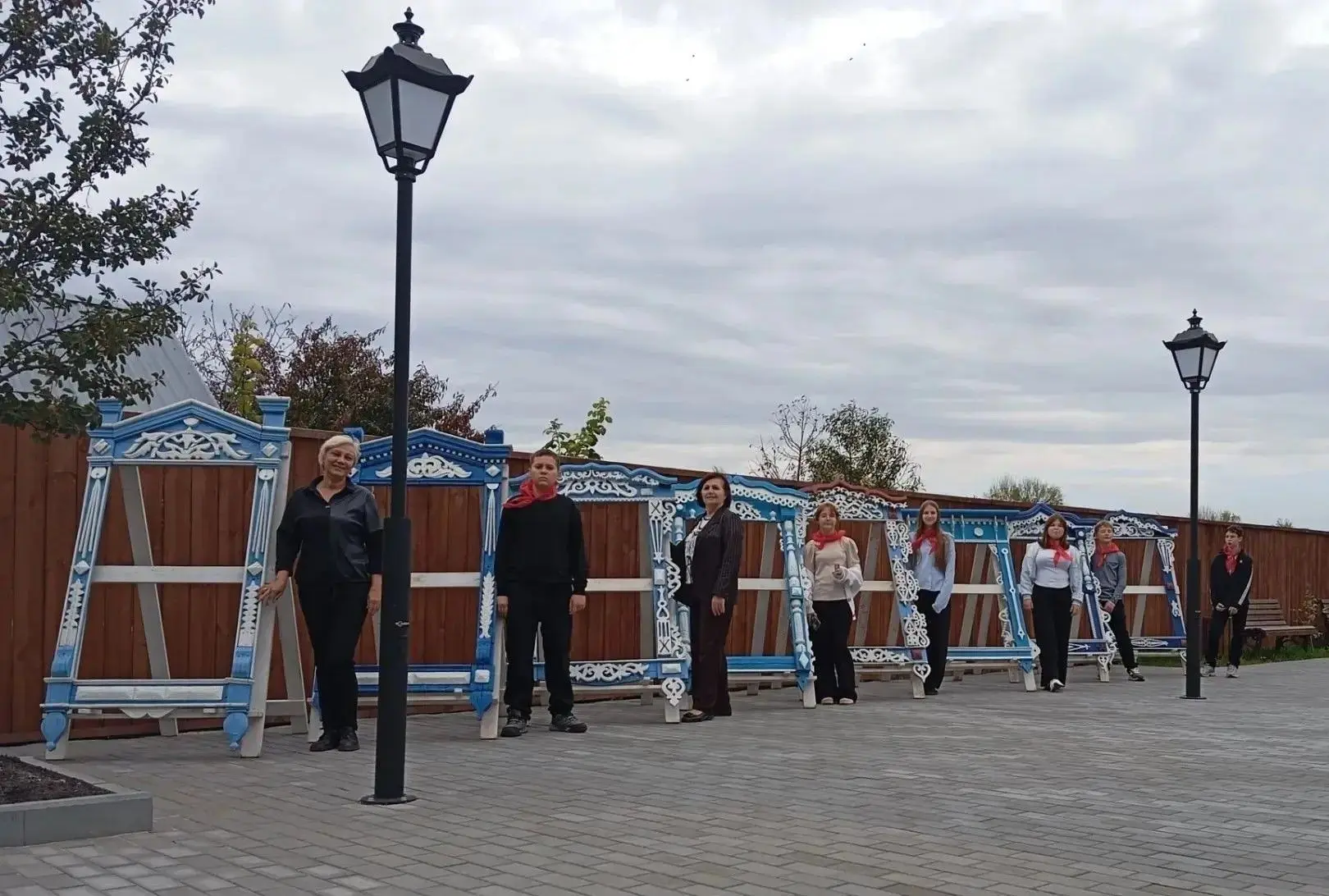 «Оконные кружева»: в Арзамасе открылась выставка оконных наличников