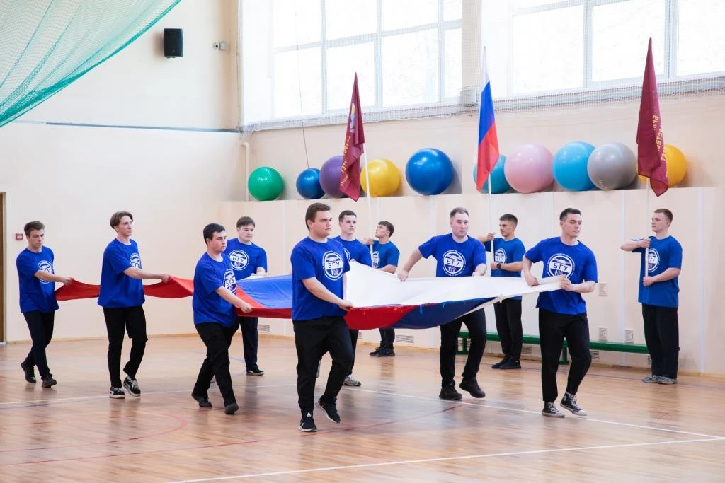 Товарищеская встреча по волейболу между сборными командами БГУ и УМВД России по Брянской области  6 