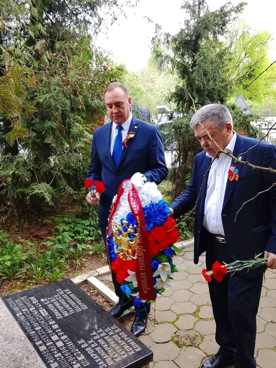 Вечная слава героям Великой Отечественной войны!  Ежегодно, в День Победы, мы вспоминаем тех, кто за