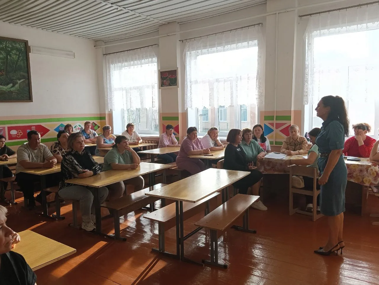 В нашей школе состоялось важное общешкольное родительское собрание, посвящённое безопас...