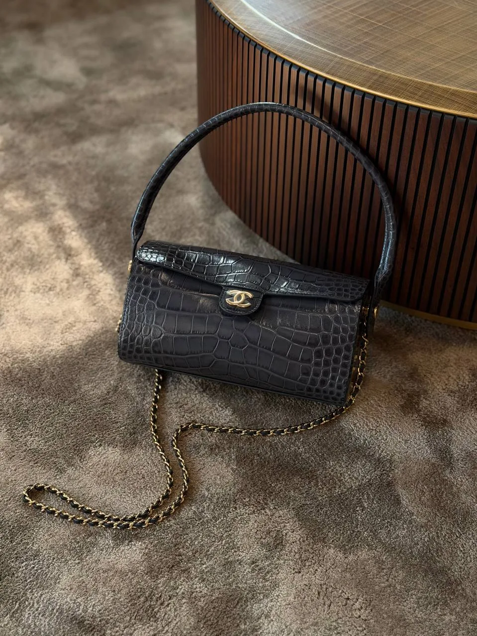 Новая сумка Chanel Barrel clutch Métiers d'art 2026, полный комплект