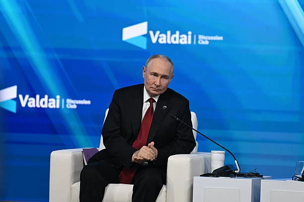 Россия поддерживает трехстороннюю встречу с США и Китаем, но нужно понять повестку, зая...