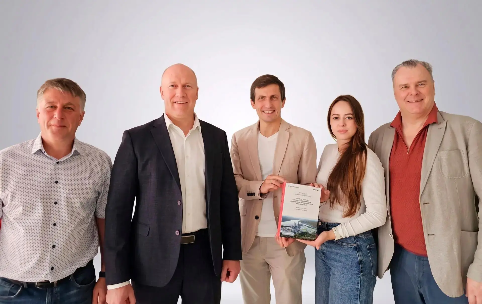 Издана книга «Стандарт по работе в программных продуктах линейки Model Studio CS и CADL...