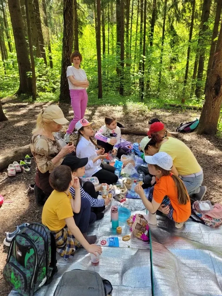 🏕️ На дворе май, а это значит — самое время открыть туристический сезон! ☀️  Наши ребята из начально