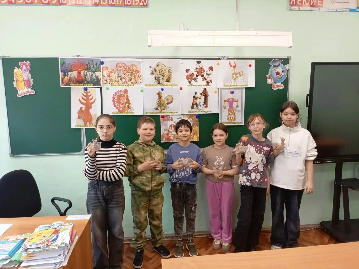 КАНИКУЛЫ С ПОЛЬЗОЙ: ПРИКОСНОВЕНИЕ К ТРАДИЦИЯМ!  В самый первый день весенних каникул, ученики 3А и 3