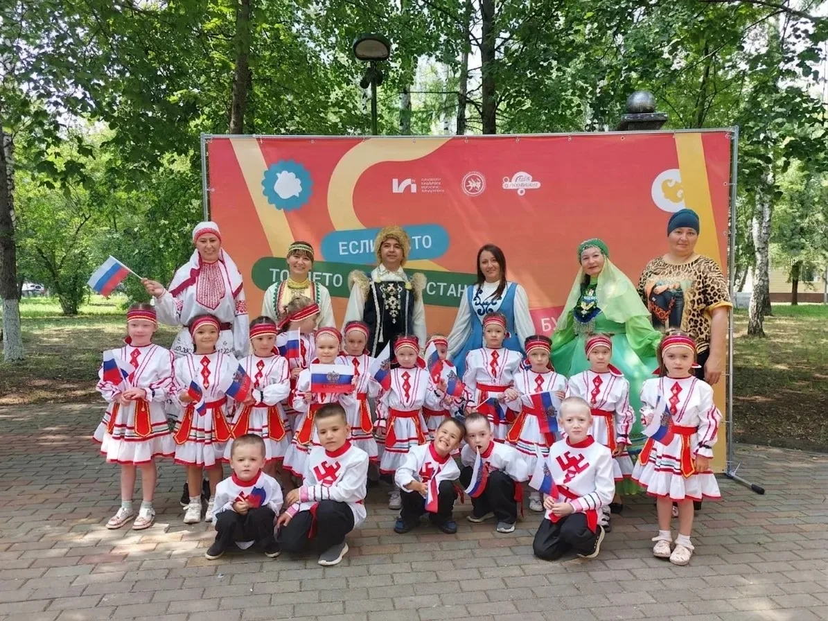 "Россия –Родина моя".
 
12 июня вся страна отмечает один из самых значимых национальных праздников-Д