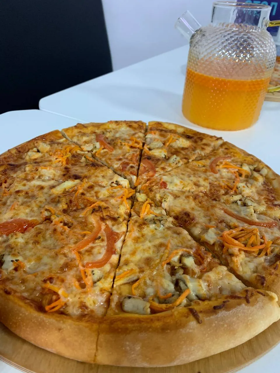 Твой день был на 100%? Значит, и ужин должен быть на все 100 🍕
